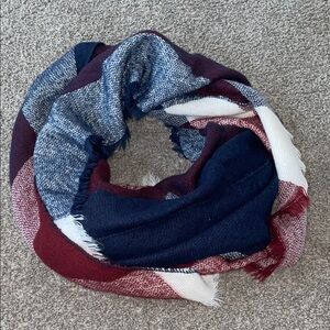 Elegant Multicolor Scarf
